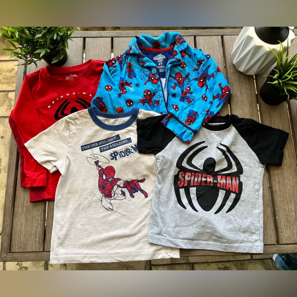 4-5T Spider Man sleepwear bundle